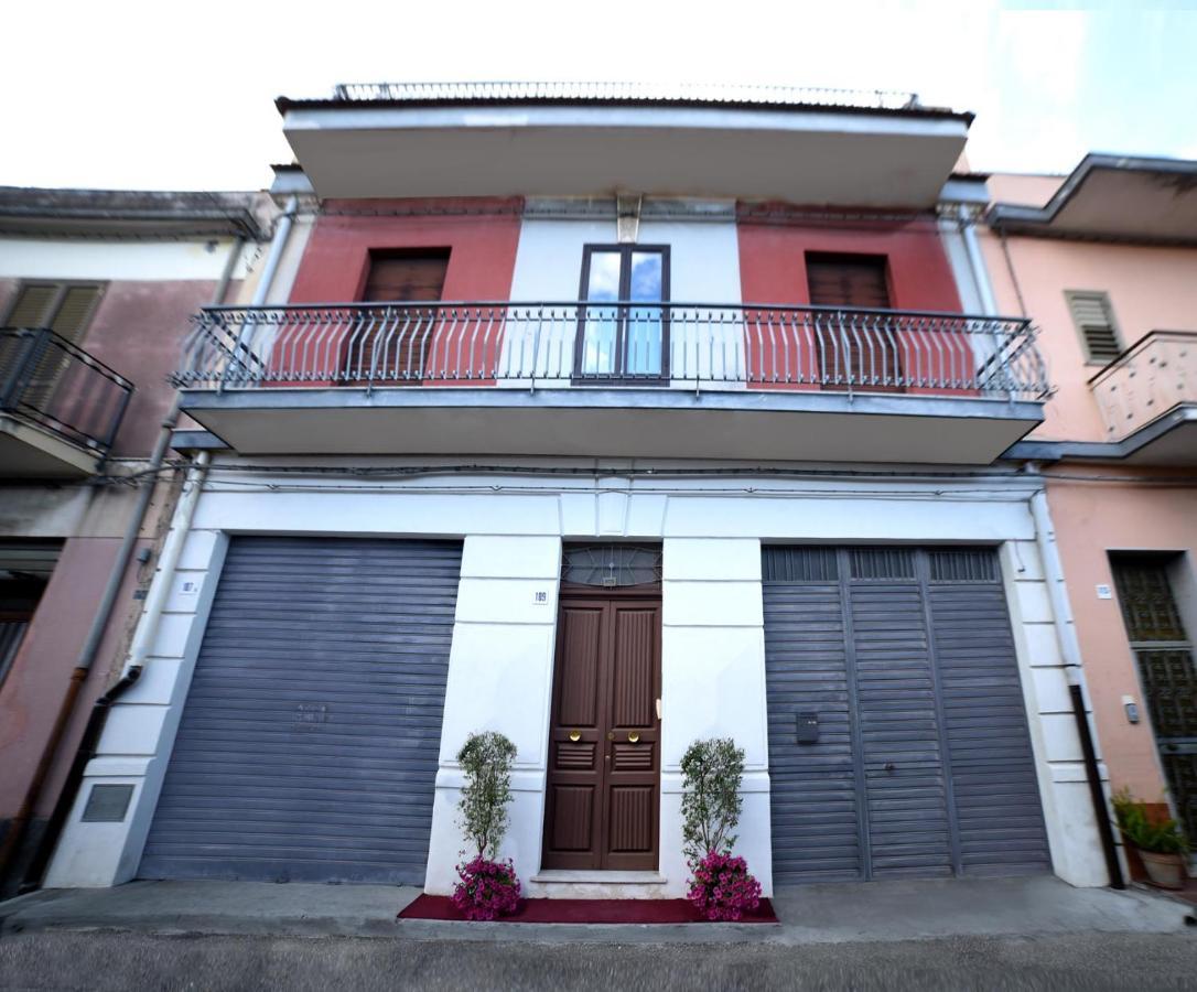 Casa Vacanze Borgata Del Sorbo Acireale Exteriör bild